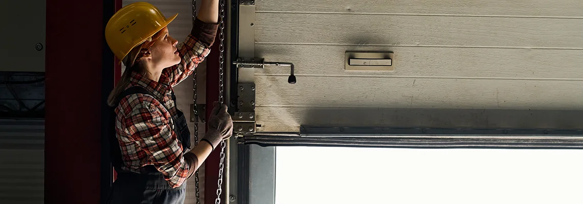 Overhead Garage Door Technician in London, ON